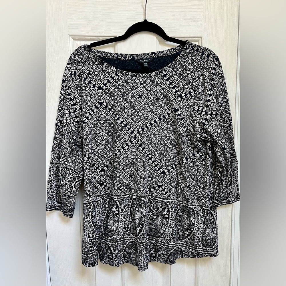 Lucky Brand Black and White Graphic 3/4 Sleeve Blouse